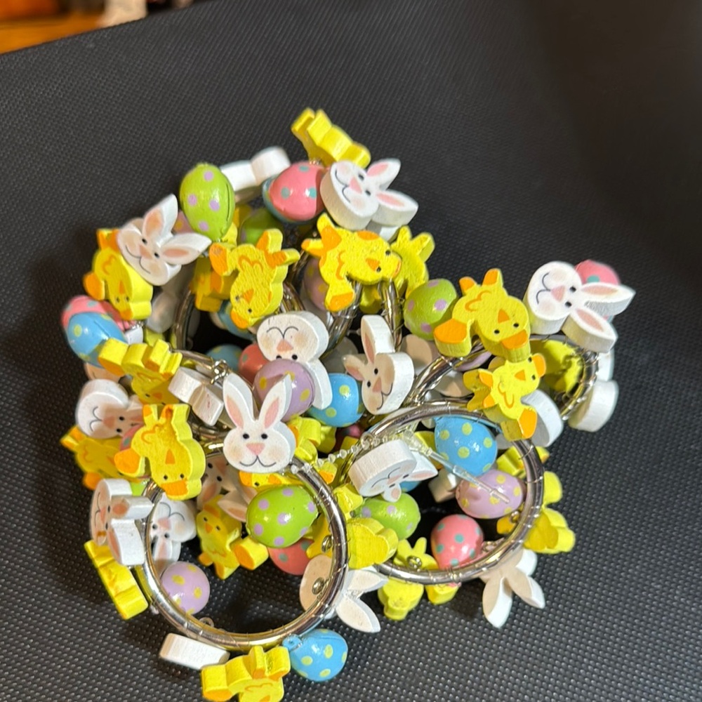 Easter Bunny and Chick napkin rings